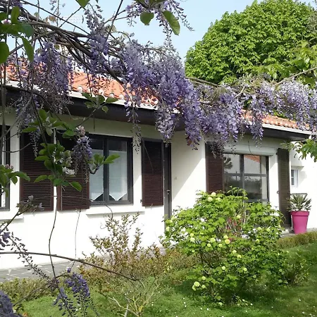 Maison Familiale Avec Jardin, Parking Prive Et Wifi Aux Sables-d'olonne - Fr-1-331-35 Les Sables-dʼOlonne