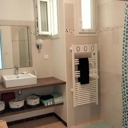 Hébergement de vacances Maison Familiale Avec Jardin, Parking Prive Et Wifi Aux Sables-d'olonne - Fr-1-331-35 *