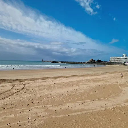 Maison Familiale Avec Jardin, Parking Prive Et Wifi Aux Sables-d'olonne - Fr-1-331-35 Hébergement de vacances Les Sables-dʼOlonne
