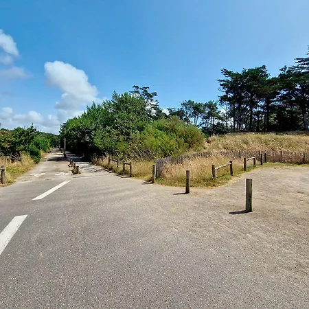 Maison Familiale Avec Jardin, Parking Prive Et Wifi Aux Sables-d'olonne - Fr-1-331-35 Hébergement de vacances *